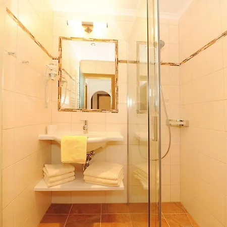 Zwoelferkogelblick * Saalbach-Hinterglemm