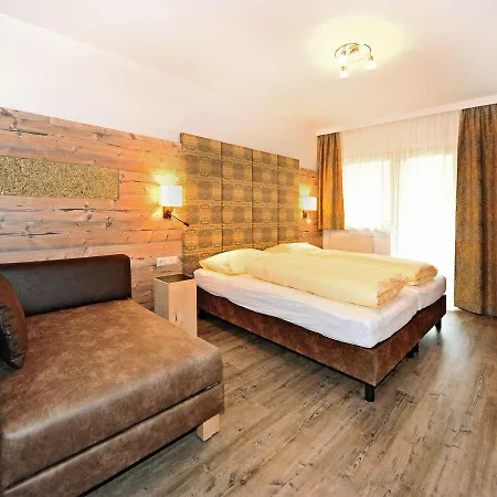 شقة Zwoelferkogelblick