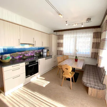 Zwoelferkogelblick شقة