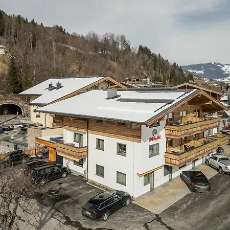Apartment Zwoelferkogelblick Saalbach-Hinterglemm